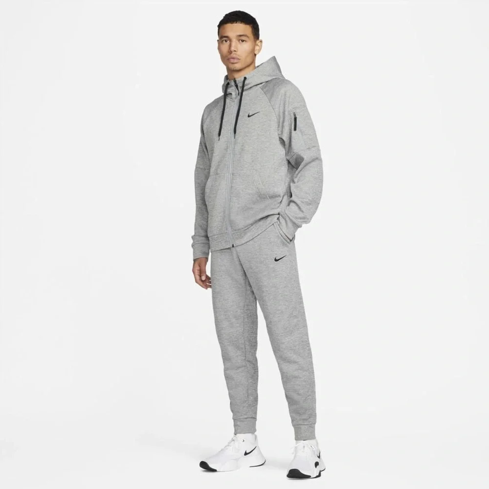 Nike Men's Gray Fleece Joggers
